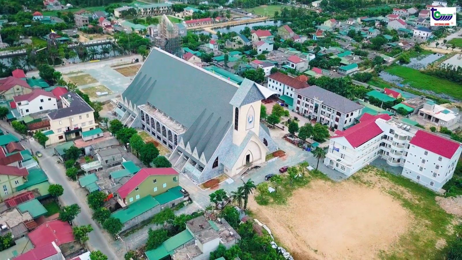 Nhà Thờ Giáo Xứ Yên Đại-Tp.Vinh-Nghệ An(tổng diện tích hơn 1HA)